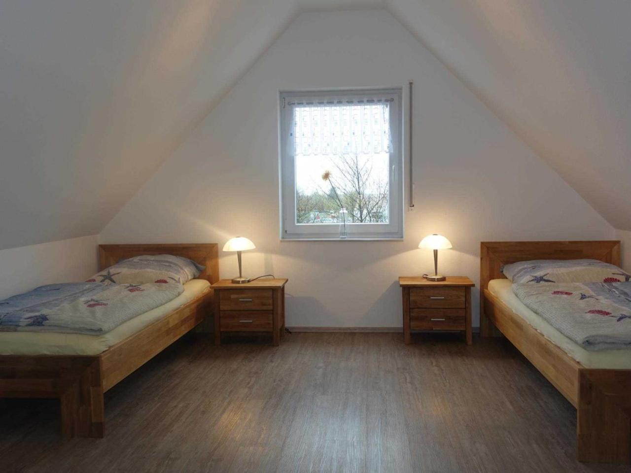 Ferienwohnung Regenbogenhaus Hasselberg  エクステリア 写真